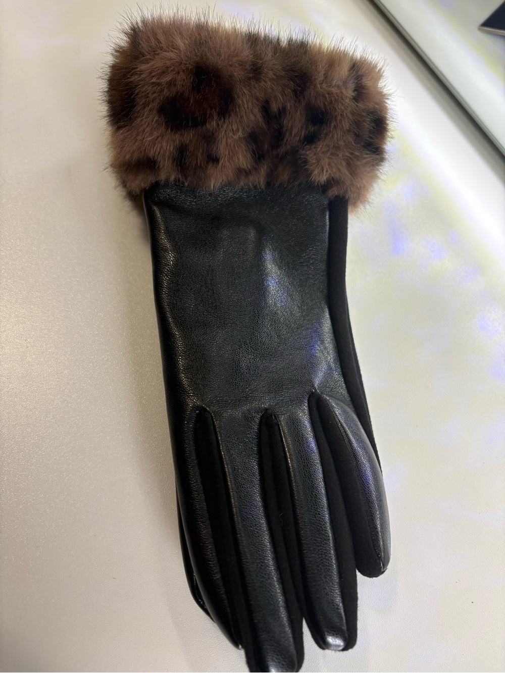 Lands' End Black Leather Gloves with Brown Leopard Faux Fur Cuff NWT Touchscreen - Picture 2 of 7